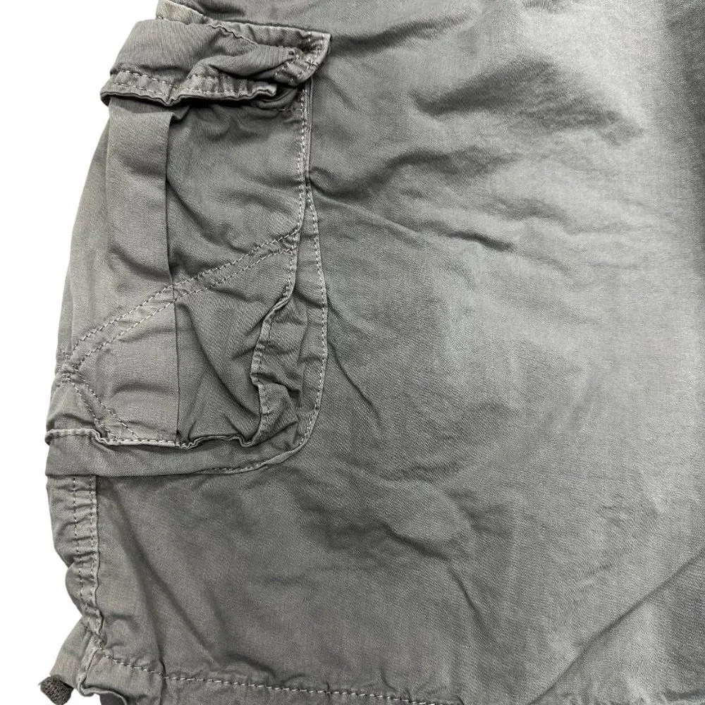 Belted Grey Cargo Shorts (36)